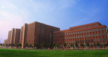 郑州轻工业大学（郑州轻工业大学易斯顿美术学院）